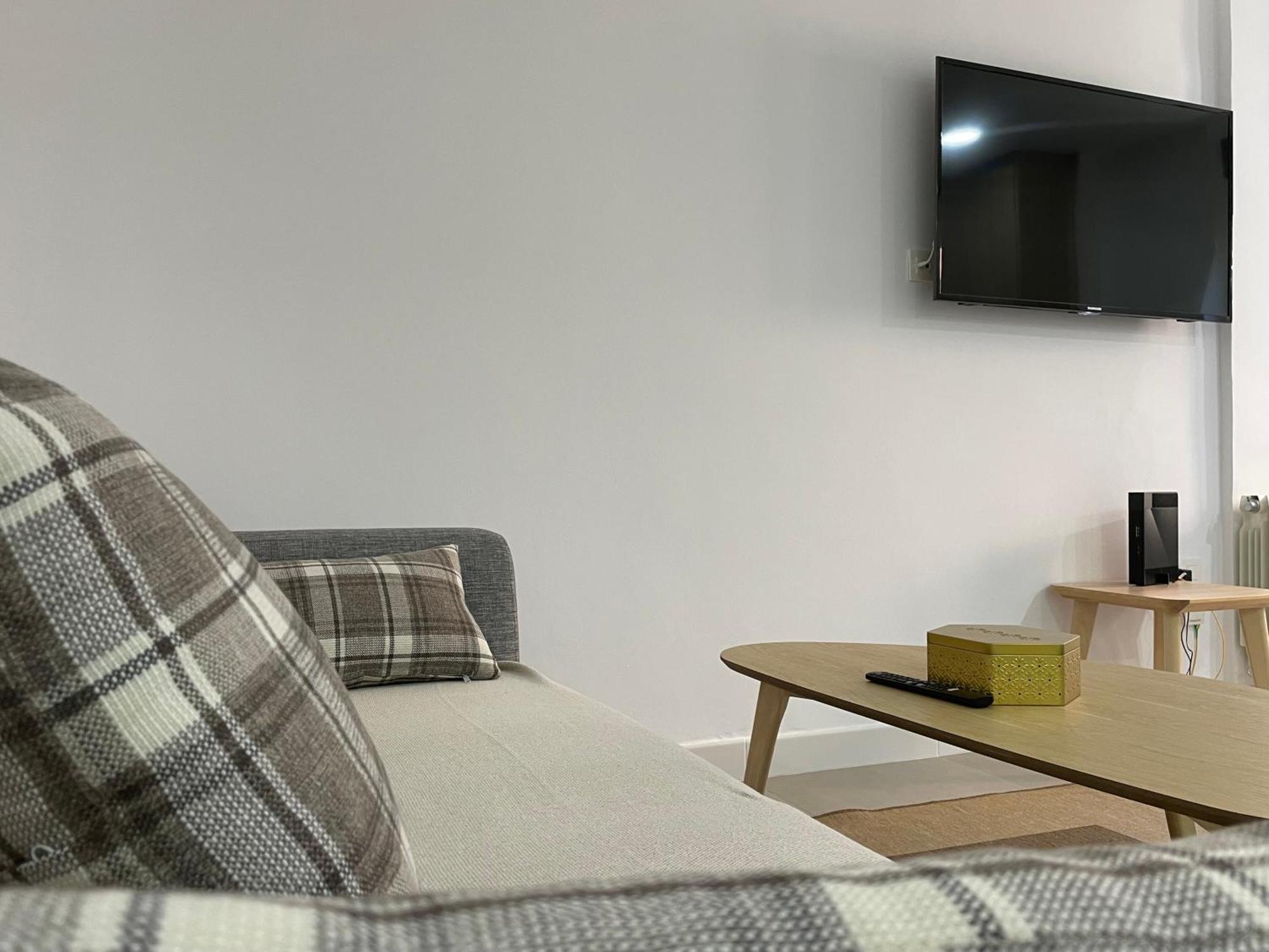 Fantastico Apartamento Trajano Parking Gratuito กรานาดา ภายนอก รูปภาพ
